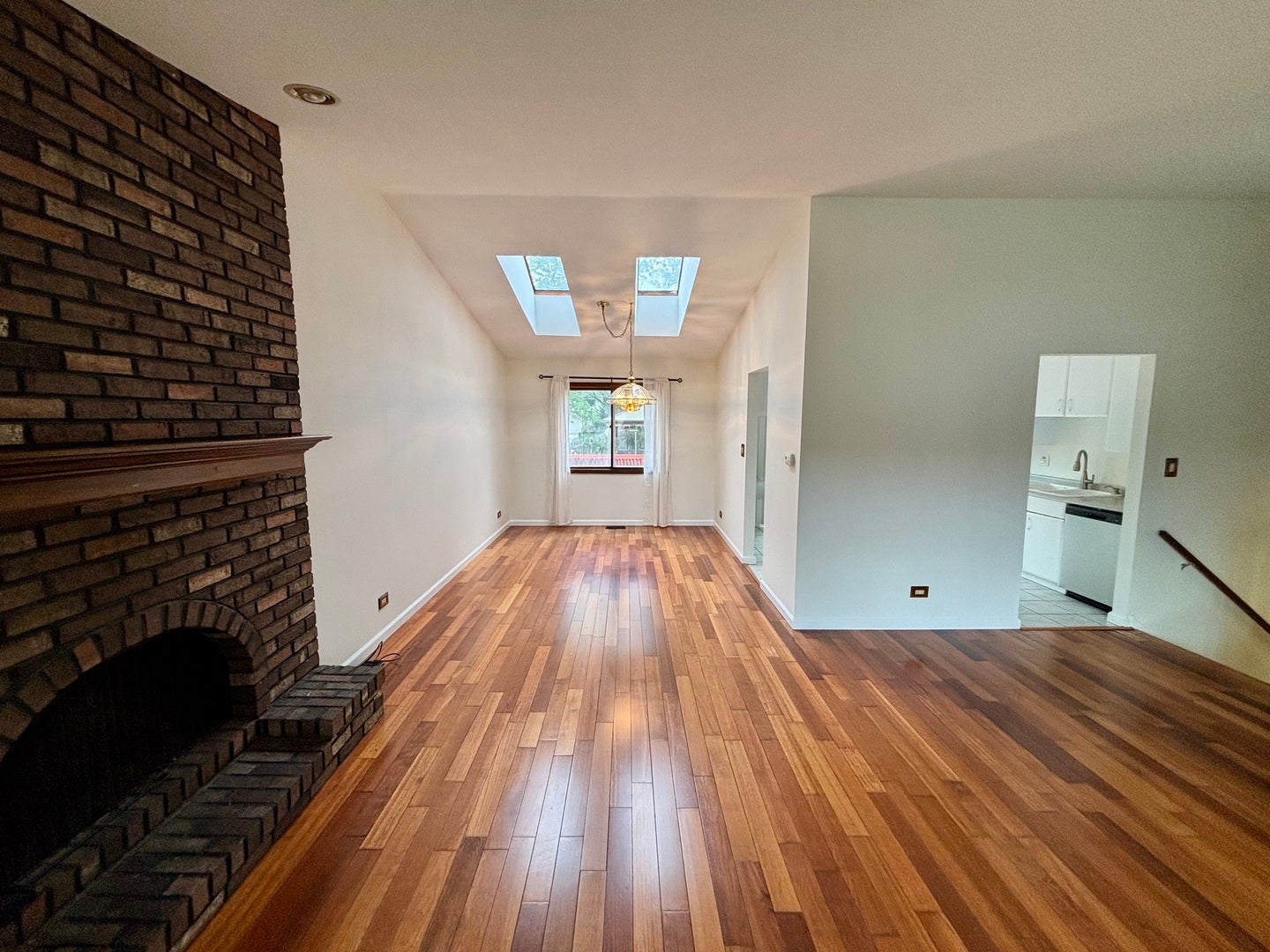 1450 Sturbridge Court