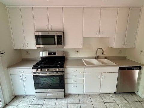 Tiny photo for 1450 Sturbridge Court, Hoffman Estates, IL 60192 (MLS # 12707195)