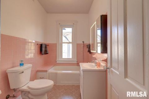 Tiny photo for 802 4TH Street W, Sterling, IL 61081 (MLS # QC4265385)