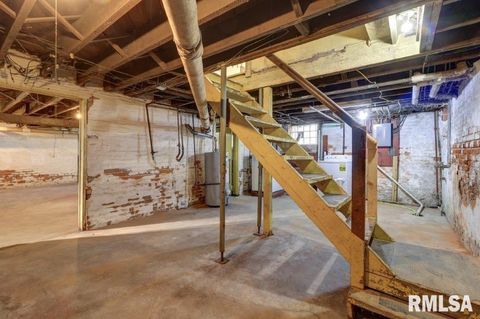 Tiny photo for 802 4TH Street W, Sterling, IL 61081 (MLS # QC4265385)