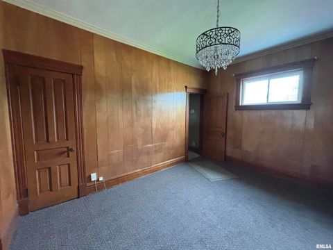 Tiny photo for 802 4TH Street W, Sterling, IL 61081 (MLS # QC4265385)