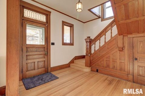 Tiny photo for 802 4TH Street W, Sterling, IL 61081 (MLS # QC4265385)