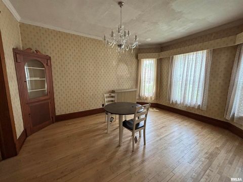 Tiny photo for 802 4TH Street W, Sterling, IL 61081 (MLS # QC4265385)