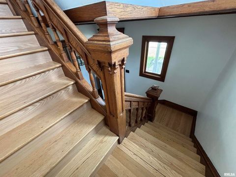 Tiny photo for 802 4TH Street W, Sterling, IL 61081 (MLS # QC4265385)