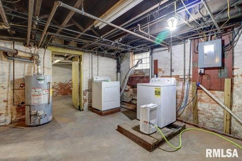 Tiny photo for 802 4TH Street W, Sterling, IL 61081 (MLS # QC4265385)