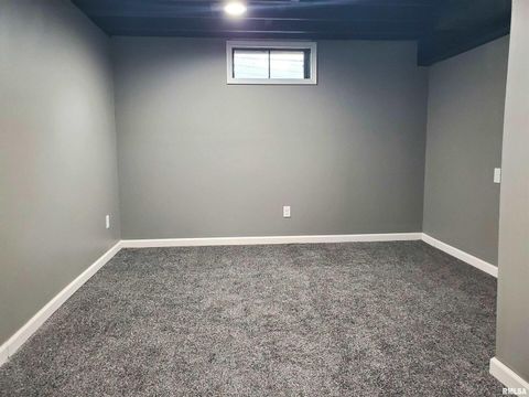 Tiny photo for 2211 WAVELAND Drive, Bettendorf, IA 52722 (MLS # QC4268285)