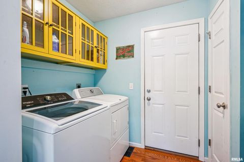 Tiny photo for 4504 GAYMAN Avenue, Davenport, IA 52806 (MLS # QC4268560)