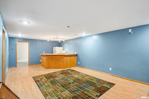 Tiny photo for 4504 GAYMAN Avenue, Davenport, IA 52806 (MLS # QC4268560)