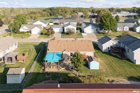 Tiny photo for 4504 GAYMAN Avenue, Davenport, IA 52806 (MLS # QC4268560)