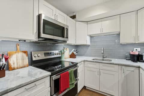 Tiny photo for 3100 N Lake Shore Drive #601, Chicago, IL 60657 (MLS # 12688459)
