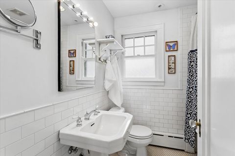 Tiny photo for 435 N Garfield Avenue, Hinsdale, IL 60521 (MLS # 12564022)