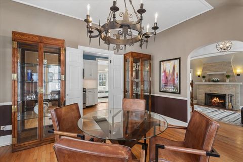 Tiny photo for 435 N Garfield Avenue, Hinsdale, IL 60521 (MLS # 12564022)