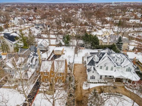 Tiny photo for 435 N Garfield Avenue, Hinsdale, IL 60521 (MLS # 12564022)