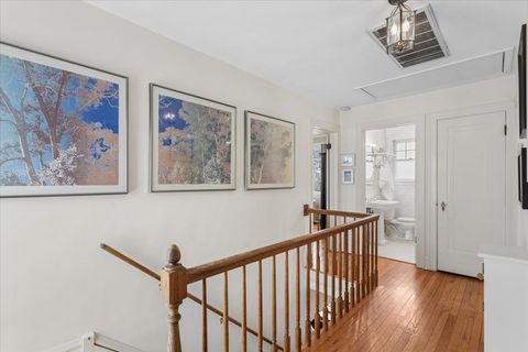 Tiny photo for 435 N Garfield Avenue, Hinsdale, IL 60521 (MLS # 12564022)