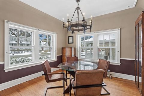 Tiny photo for 435 N Garfield Avenue, Hinsdale, IL 60521 (MLS # 12564022)