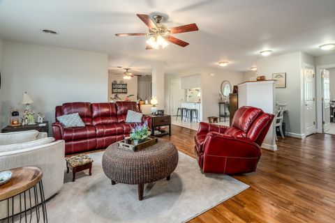 Tiny photo for 2717 Carnoustie Drive, Marion, IL 62959 (MLS # 12628744)