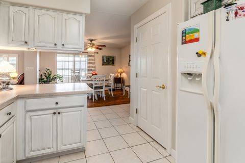 Tiny photo for 2717 Carnoustie Drive, Marion, IL 62959 (MLS # 12628744)