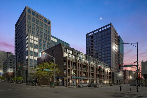 39 N Morgan Street 2 Chicago IL 60607