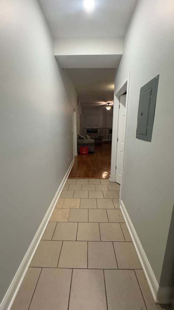 640 N LARAMIE Avenue 1