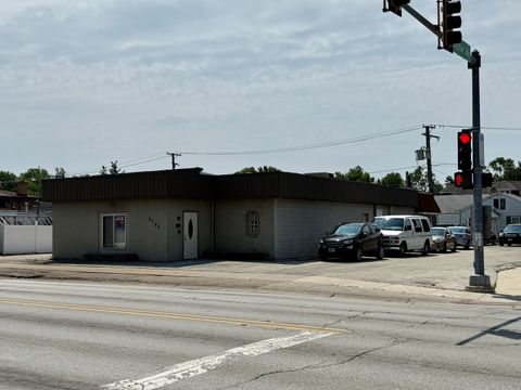 Tiny photo for 8743 Ogden Avenue, Lyons, IL 60534 (MLS # 12395255)