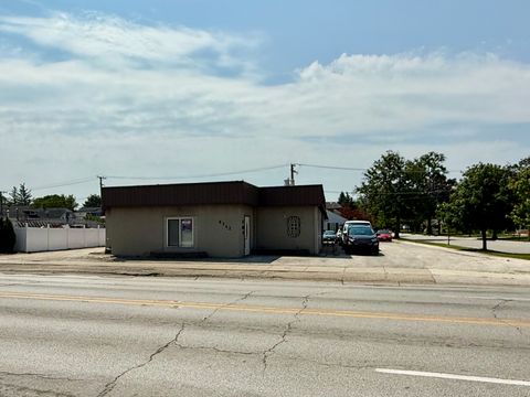 Tiny photo for 8743 Ogden Avenue, Lyons, IL 60534 (MLS # 12395255)