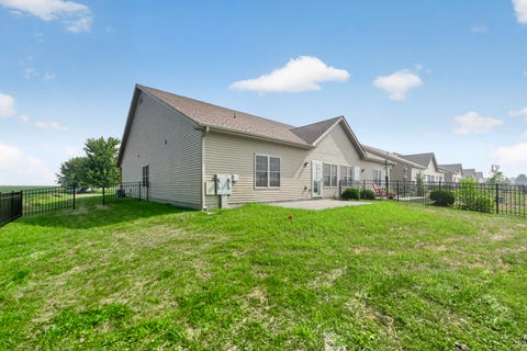 Tiny photo for 366 Millbridge Drive, Sycamore, IL 60178 (MLS # 12705571)