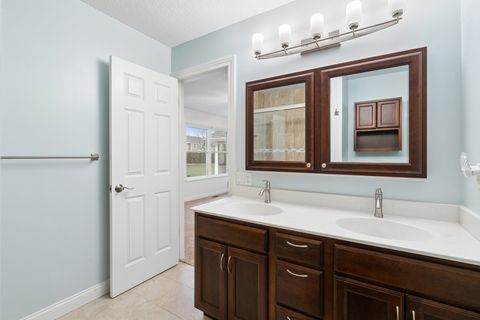 Tiny photo for 2315 E 57th Street, Davenport, IA 52807 (MLS # 12607751)