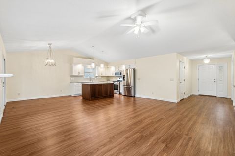 Tiny photo for 2315 E 57th Street, Davenport, IA 52807 (MLS # 12607751)