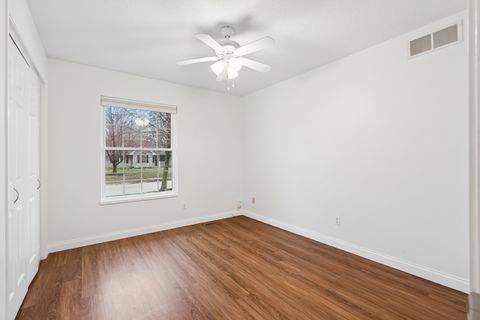 Tiny photo for 2315 E 57th Street, Davenport, IA 52807 (MLS # 12607751)