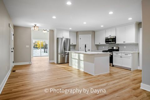 Tiny photo for 902 Lange Avenue, Beecher, IL 60401 (MLS # 12514479)