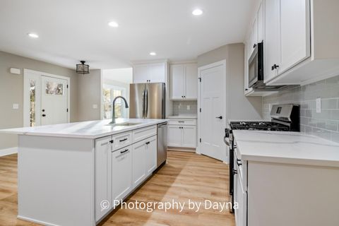 Tiny photo for 902 Lange Avenue, Beecher, IL 60401 (MLS # 12514479)