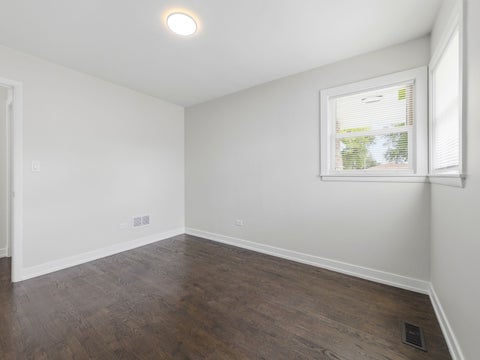 Tiny photo for 5544 Oakdale Drive, Oak Lawn, IL 60453 (MLS # 12690969)