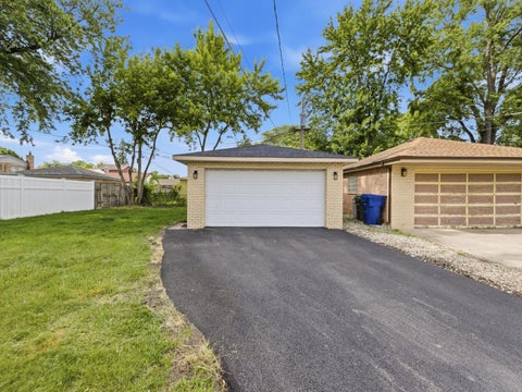 Tiny photo for 5544 Oakdale Drive, Oak Lawn, IL 60453 (MLS # 12690969)