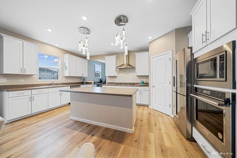 Tiny photo for 16515 Driftwood Drive, Plainfield, IL 60586 (MLS # 12538396)