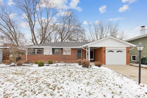 A home in Elk Grove Village