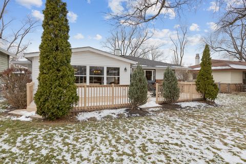 A home in Elk Grove Village