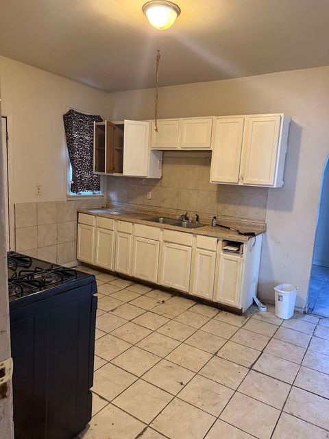 Tiny photo for 11715 S Wentworth Avenue, Chicago, IL 60628 (MLS # 12581659)