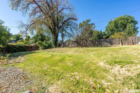 Tiny photo for 2552 37TH Avenue, Rock Island, IL 61201 (MLS # QC4269639)