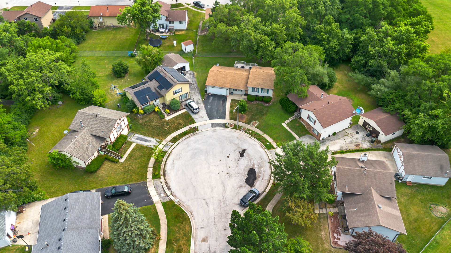 3513 Bordeaux Court