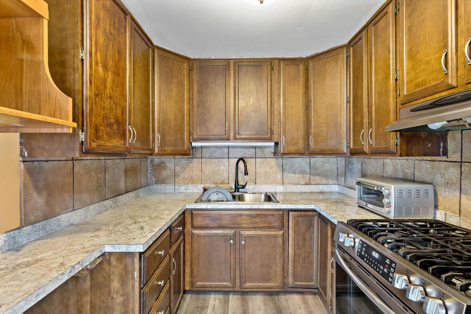 3513 Bordeaux Court