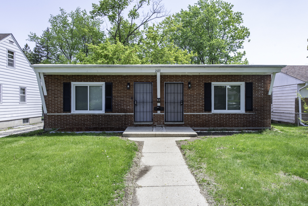 Photo 1 of 23 — 2107 Elim Avenue, Zion, IL 60099