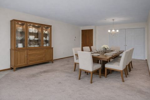 Tiny photo for 611 Hapsfield Lane #100, Buffalo Grove, IL 60089 (MLS # 12620396)