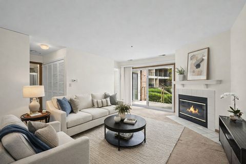 Tiny photo for 611 Hapsfield Lane #100, Buffalo Grove, IL 60089 (MLS # 12620396)