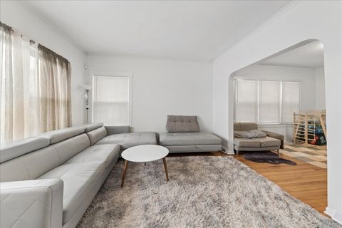 Tiny photo for 5338 N Kedzie Avenue, Chicago, IL 60625 (MLS # 12593751)