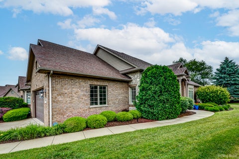 Tiny photo for 8999 Holland Harbor Circle, Frankfort, IL 60423 (MLS # 12670451)