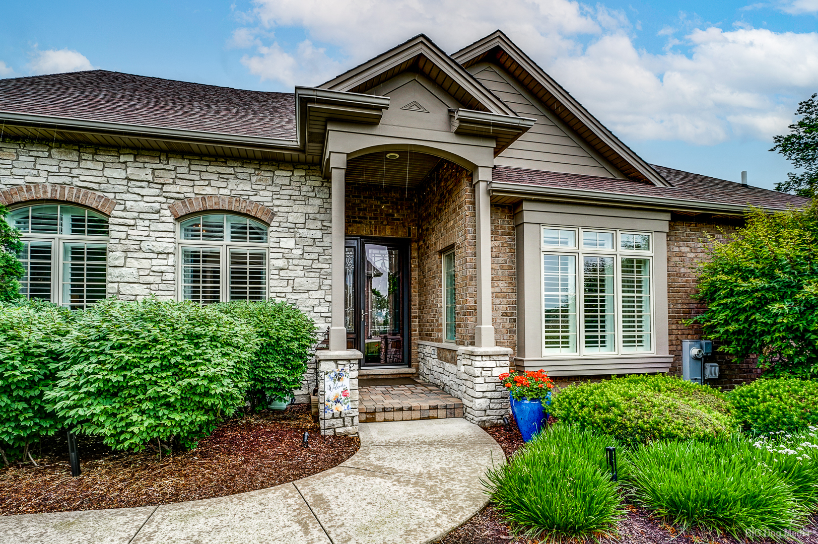 8999 Holland Harbor Circle