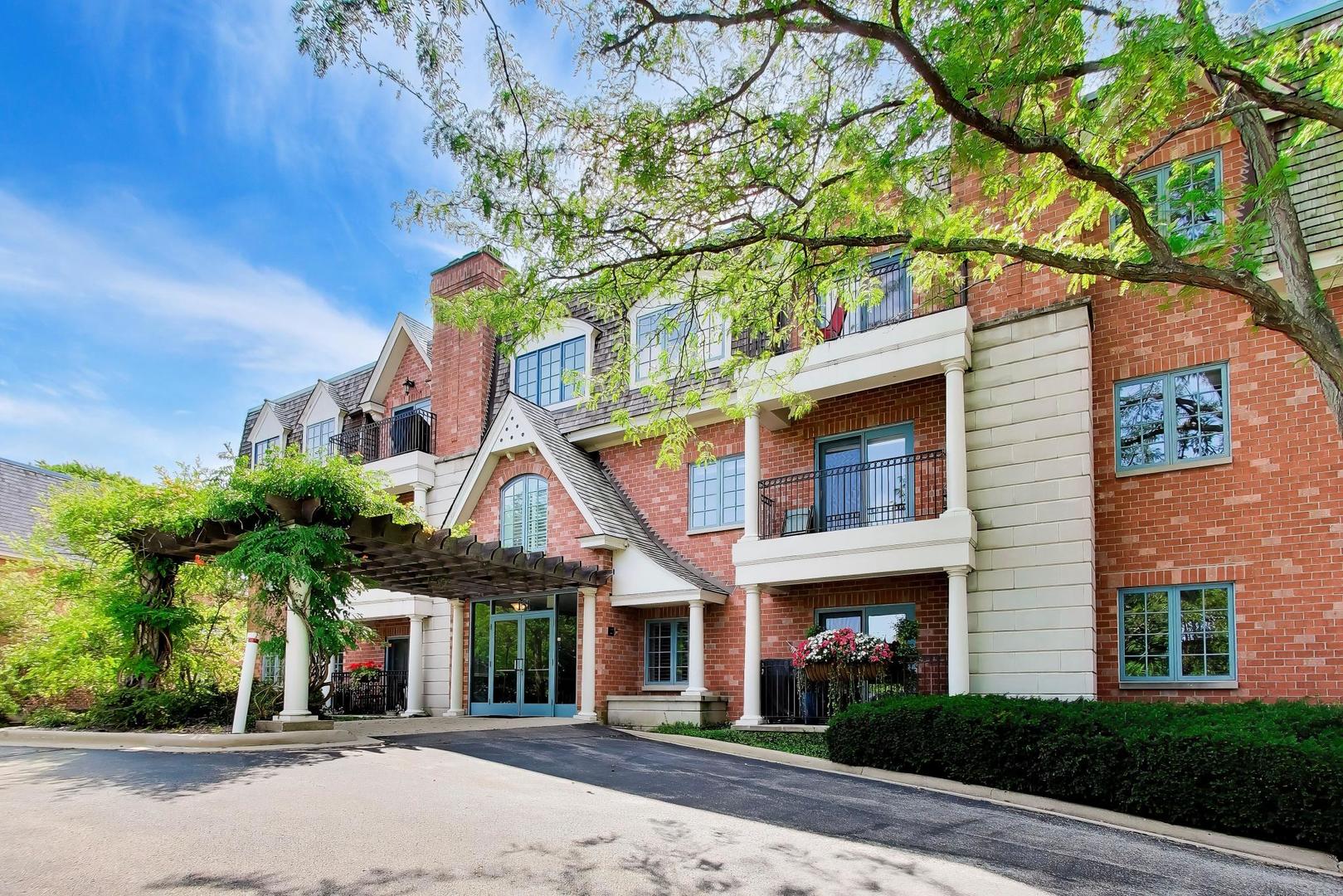 151 E Laurel Avenue 104