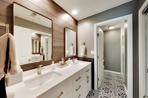 Tiny photo for 151 E Laurel Avenue #104, Lake Forest, IL 60045 (MLS # 12716330)