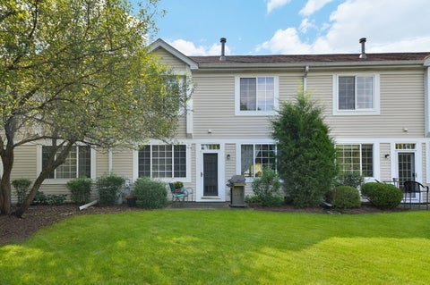 Tiny photo for 32103 Millard Circle #0, Warrenville, IL 60555 (MLS # 12792807)