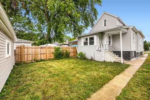 Tiny photo for 12540 S Wood Street, Calumet Park, IL 60827 (MLS # 12756780)